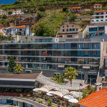 Ourmadeira - Bayside * Câmara de Lobos